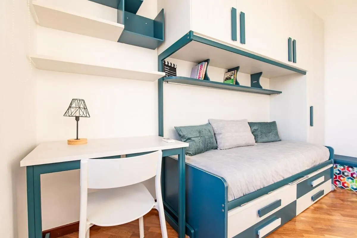 Vistamare, Superior Stay On Viareggio'S Promenade アパート ヴィアレッジョ