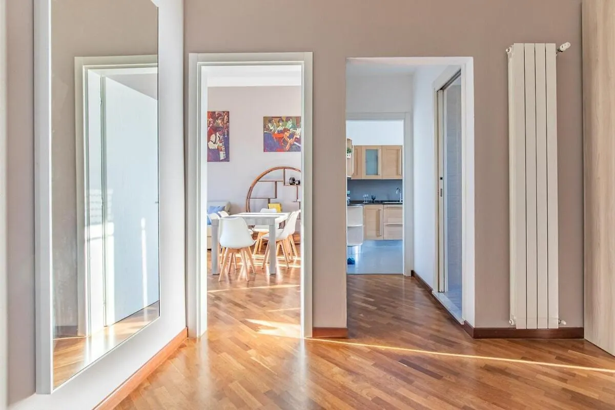 דירה Vistamare, Superior Stay On Viareggio'S Promenade איטליה